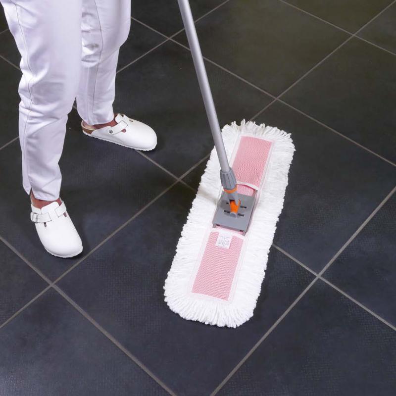 Floor cleaning with the Sweeping system